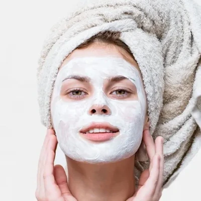 Skin Lightening Moisturizing Mud Mask